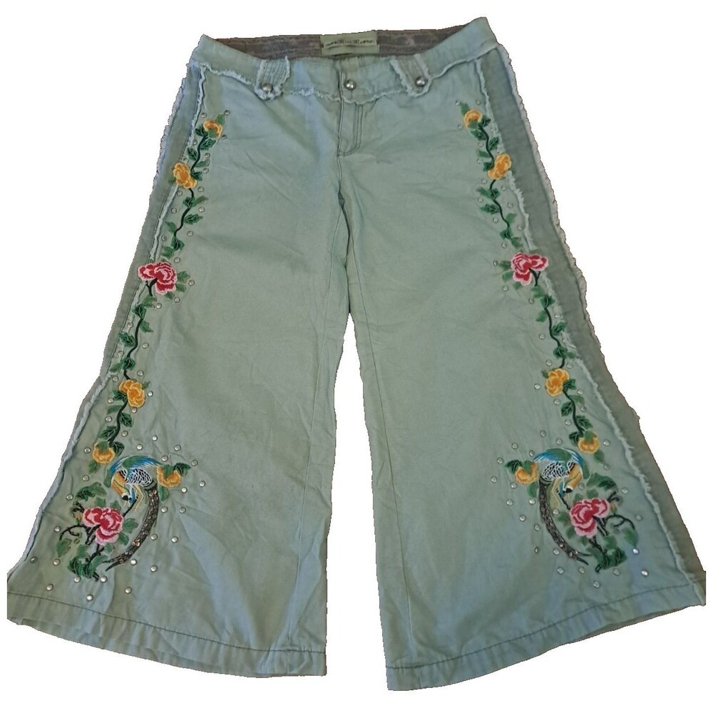 Embroidered Wide-Leg Crop Pants - Sage Green